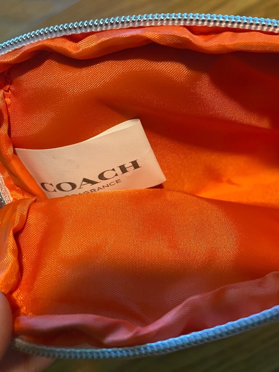 Coach Fragrance Floral Coin Purse Mini Pouch NEW - Picture 3 of 3